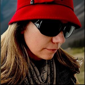 SOLD *** Prada Black Square Women’s Sunglasses, Model BP6016912 - SOLD ***